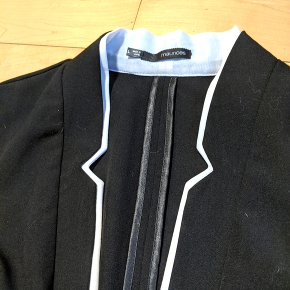 🌟Host Pick!🌟Monochrome Blazer - Picture 8 of 8